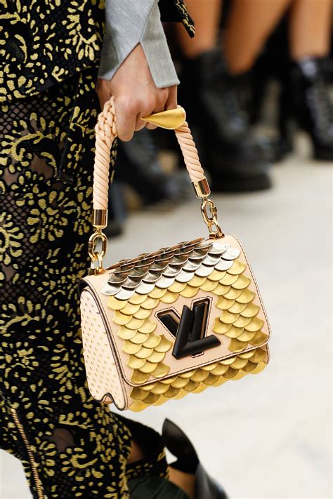 louis vuitton spring 2017|Louis Vuitton Spring/Summer 2017 Bag Collection.